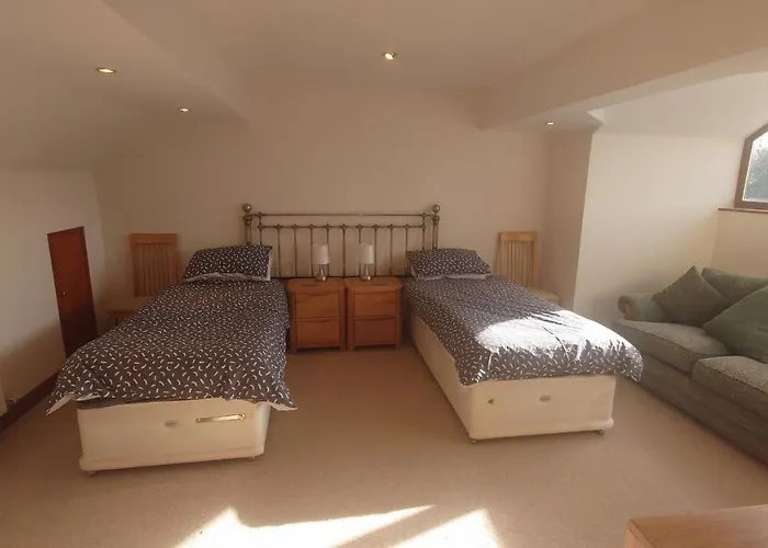 Rosebank Lodge